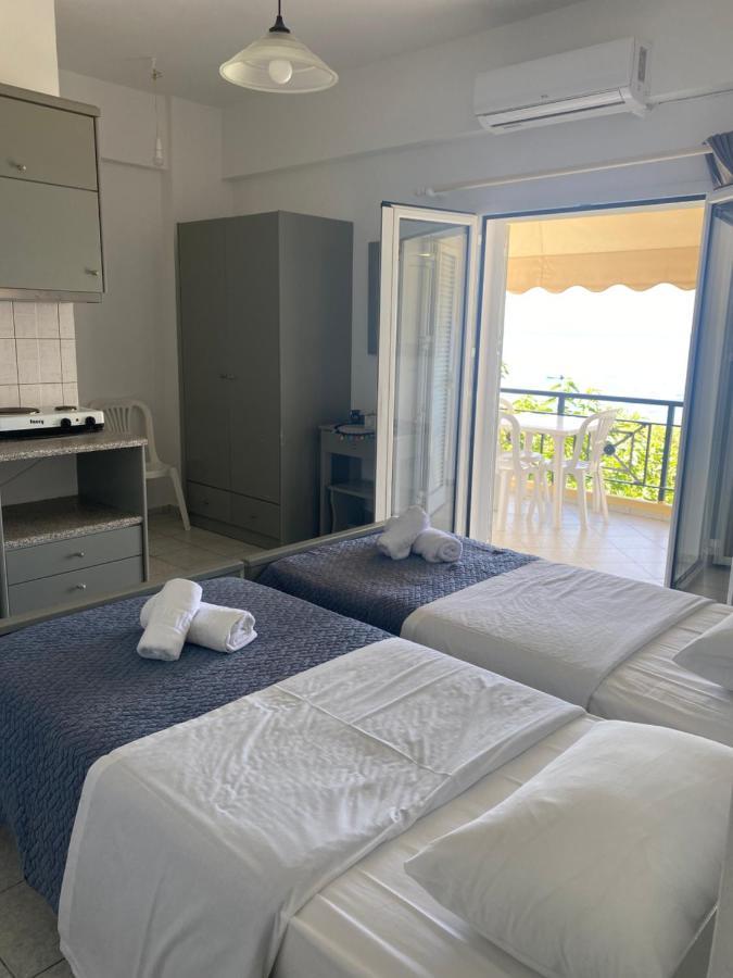 Sindonia Beach Apartment'S Psari Forada Exterior photo