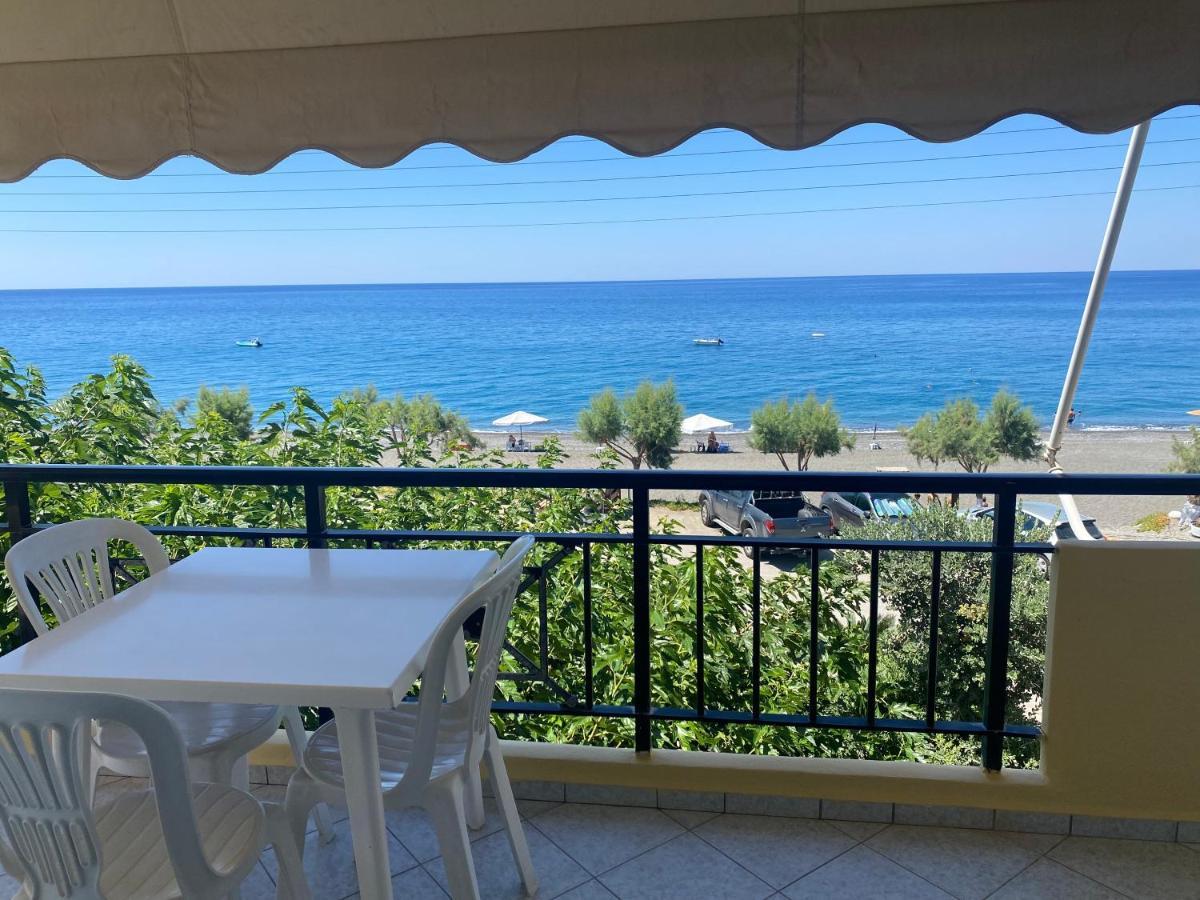 Sindonia Beach Apartment'S Psari Forada Exterior photo